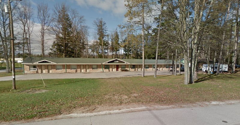 Norway Pines - Street View Before Demolition (newer photo)